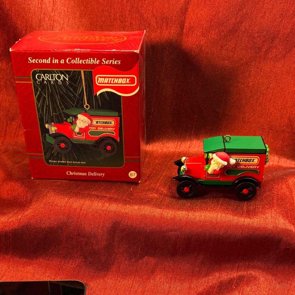 Carlton cards Matchbox Holiday Toy Delivery Truck - Red and Green  dated 1999